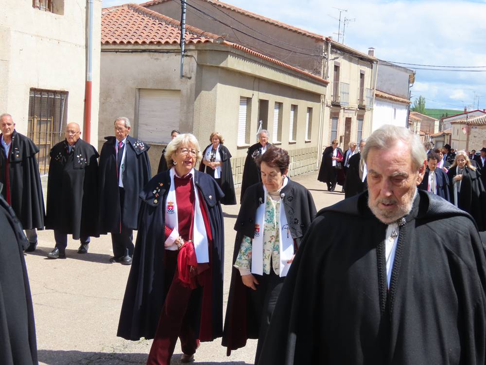 Los amigos de la capa se ponen de gala en Alaraz