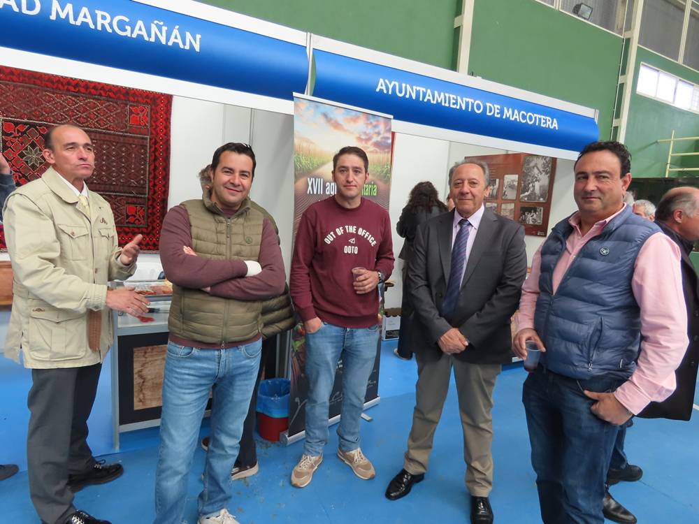 Promoción del producto de cercanía en las ferias de Macotera