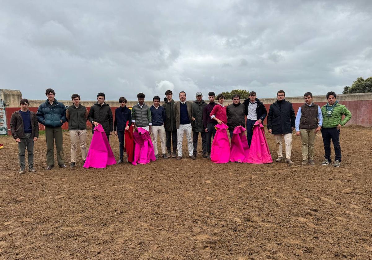 Salamanca y Camas comparten una jornada en el Campo Charro con sus toreros