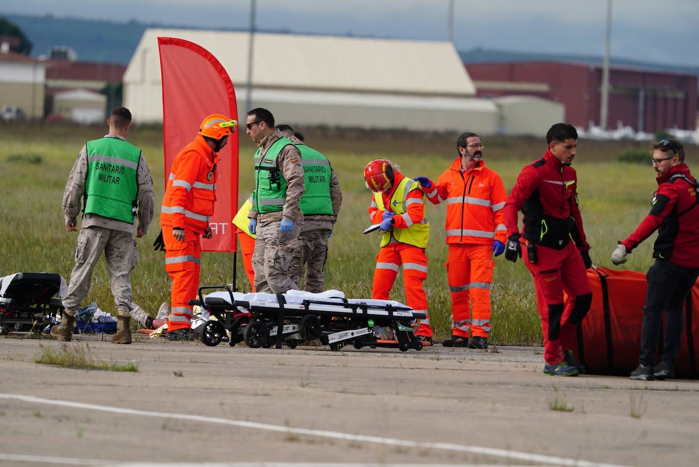 El simulacro de accidente aéreo en Matacán, en imágenes