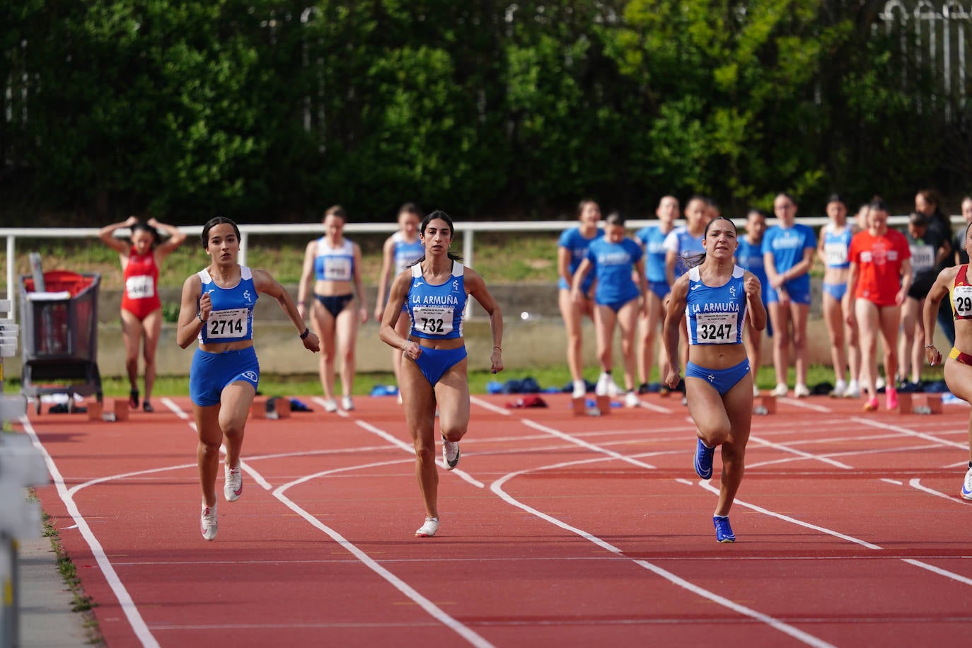 Otra tarde de gran atletismo en el Control Primavera Ayuntamiento de Salamanca