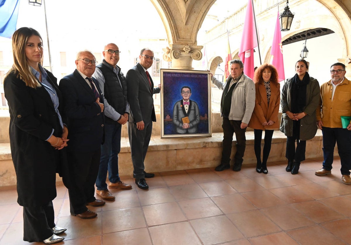 Concejales y alcalde de Ciudad Rodrigo junto al artista con el cuadro.