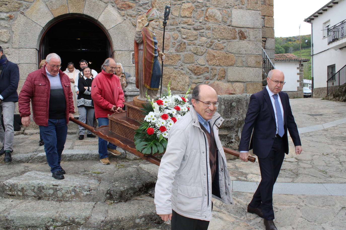 Cantagallo rinde honores a San Gregorio en un animado día de fiesta