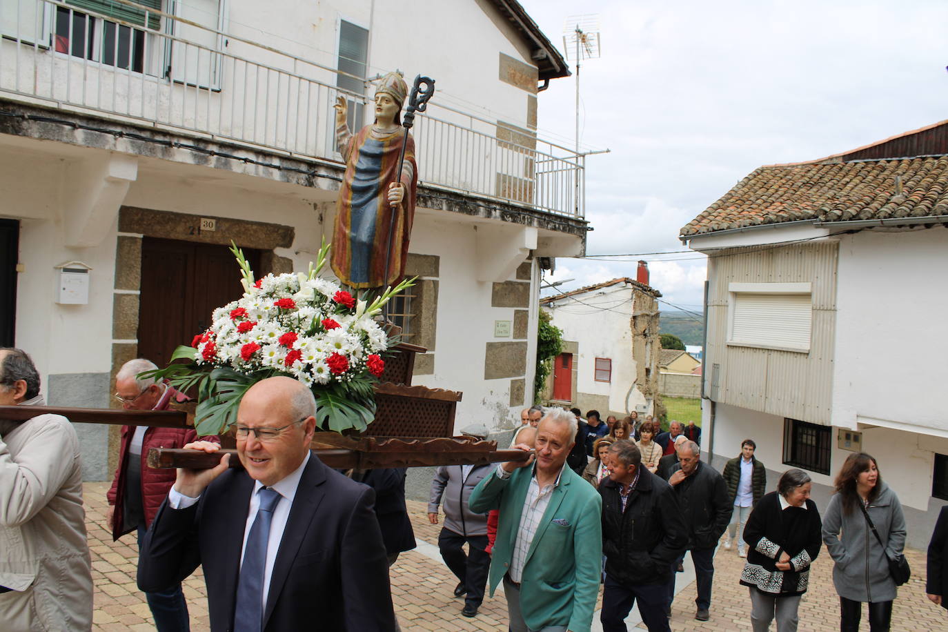 Cantagallo rinde honores a San Gregorio en un animado día de fiesta