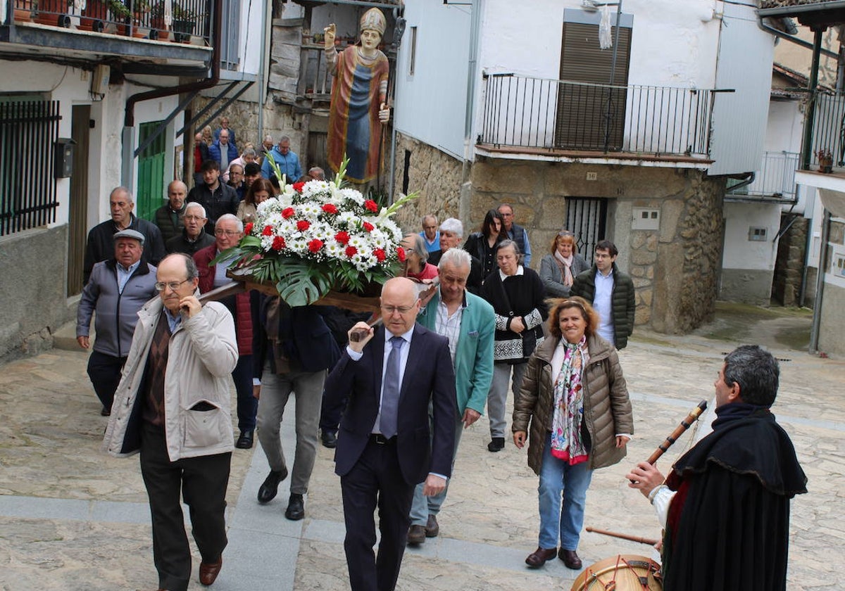 Cantagallo rinde honores a San Gregorio en un animado día de fiesta