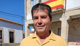 Manuel José Hernández, alcalde de Villares de Yeltes.