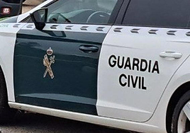 Un vehículo de la Guardia Civil de Tráfico.