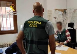 Dos detenidos en Zamora por estafar más de 250.000 euros a la persona que cuidaban.