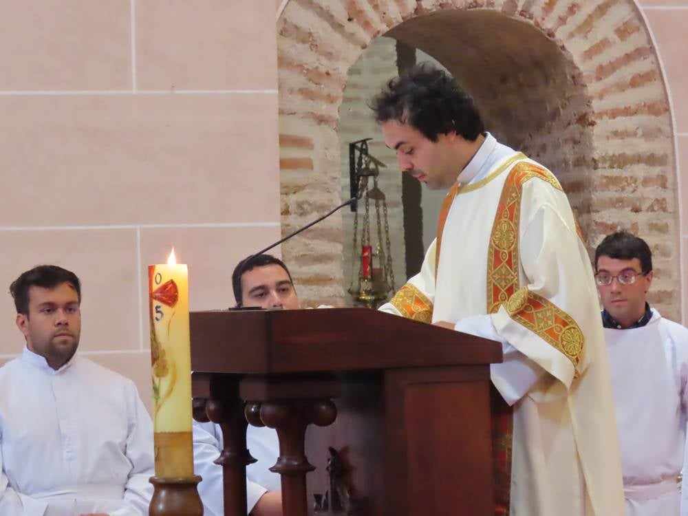 Nuevo acólito al servicio del altar