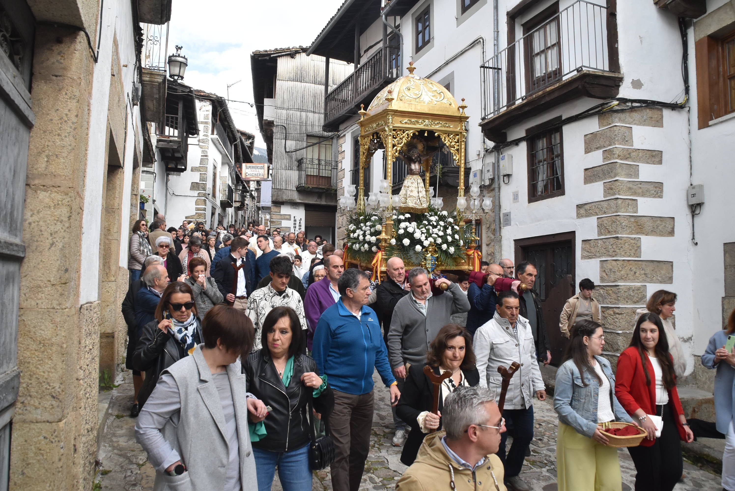 El Cristo del Refugio hace historia en Candelario