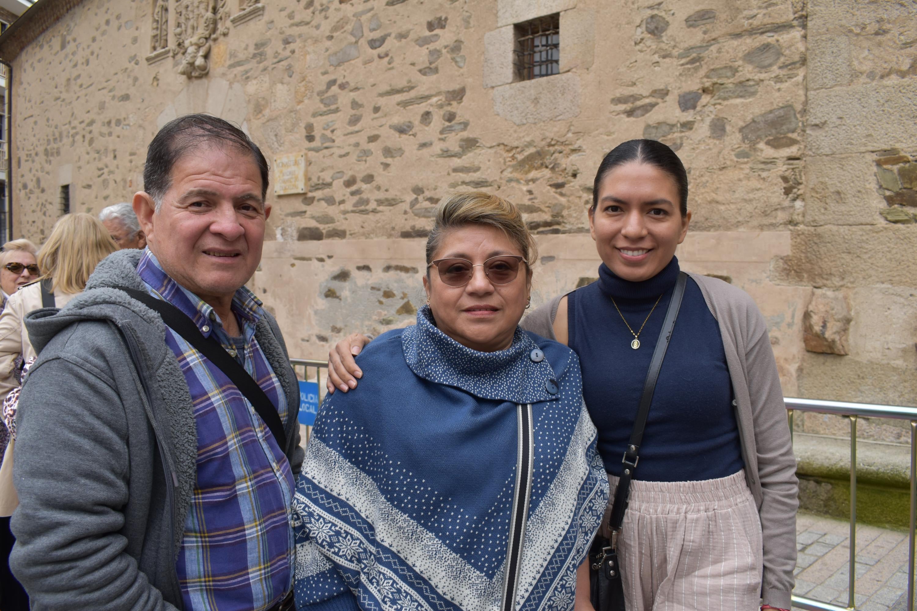 La Santa moviliza a los fieles de todo el mundo: «La primera imagen impacta mucho»