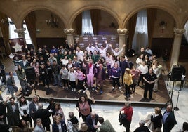 Final de la actuación con todos los participantes en el Casino de Salamanca