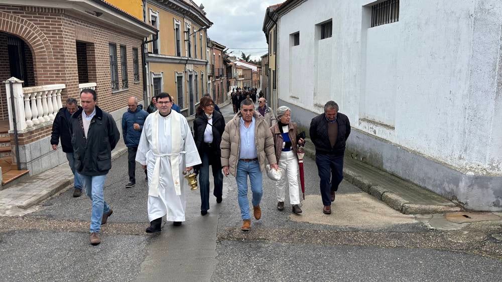 Procesión con San Isidro en Cantalapiedra