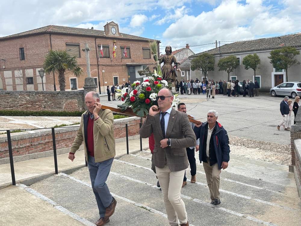 Honores y jotas a San Isidro en Aldeaseca
