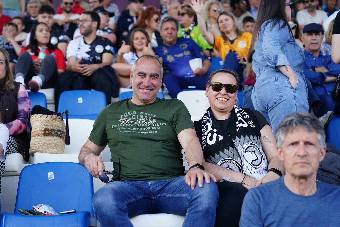 Búscate en la grada del Reina Sofía en el partido entre Unionistas y la SD Tarazona