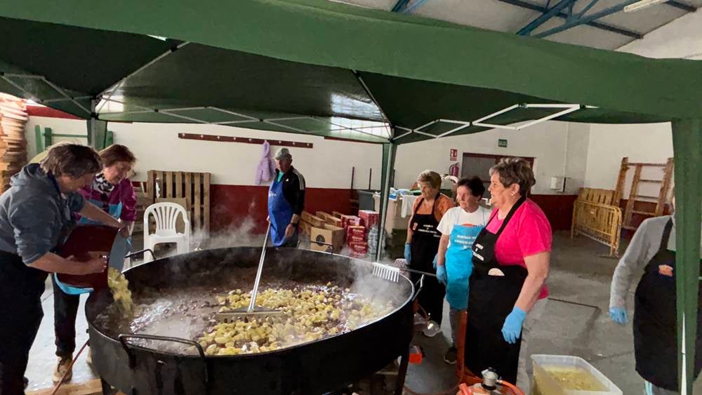 Caldereta para 400 personas en Aldeaseca con motivo de San Isidro