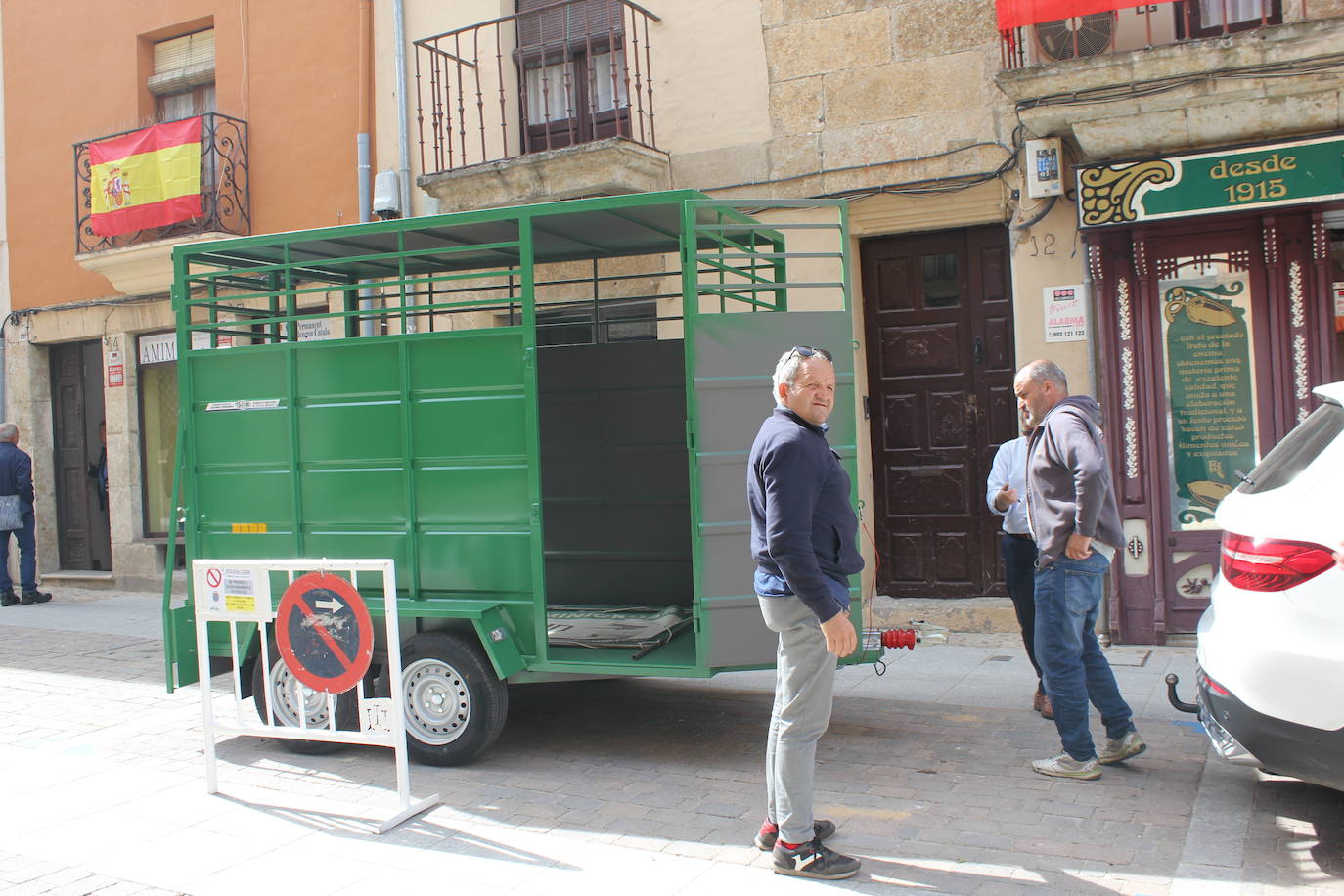 Ciudad Rodrigo se viste de sabor local y ganadería en la IV Feria del Farinato