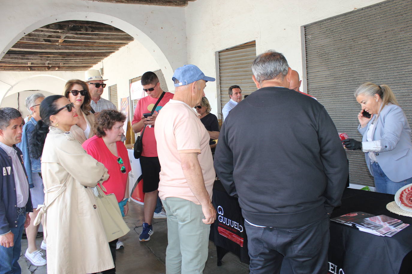 Ciudad Rodrigo se viste de sabor local y ganadería en la IV Feria del Farinato