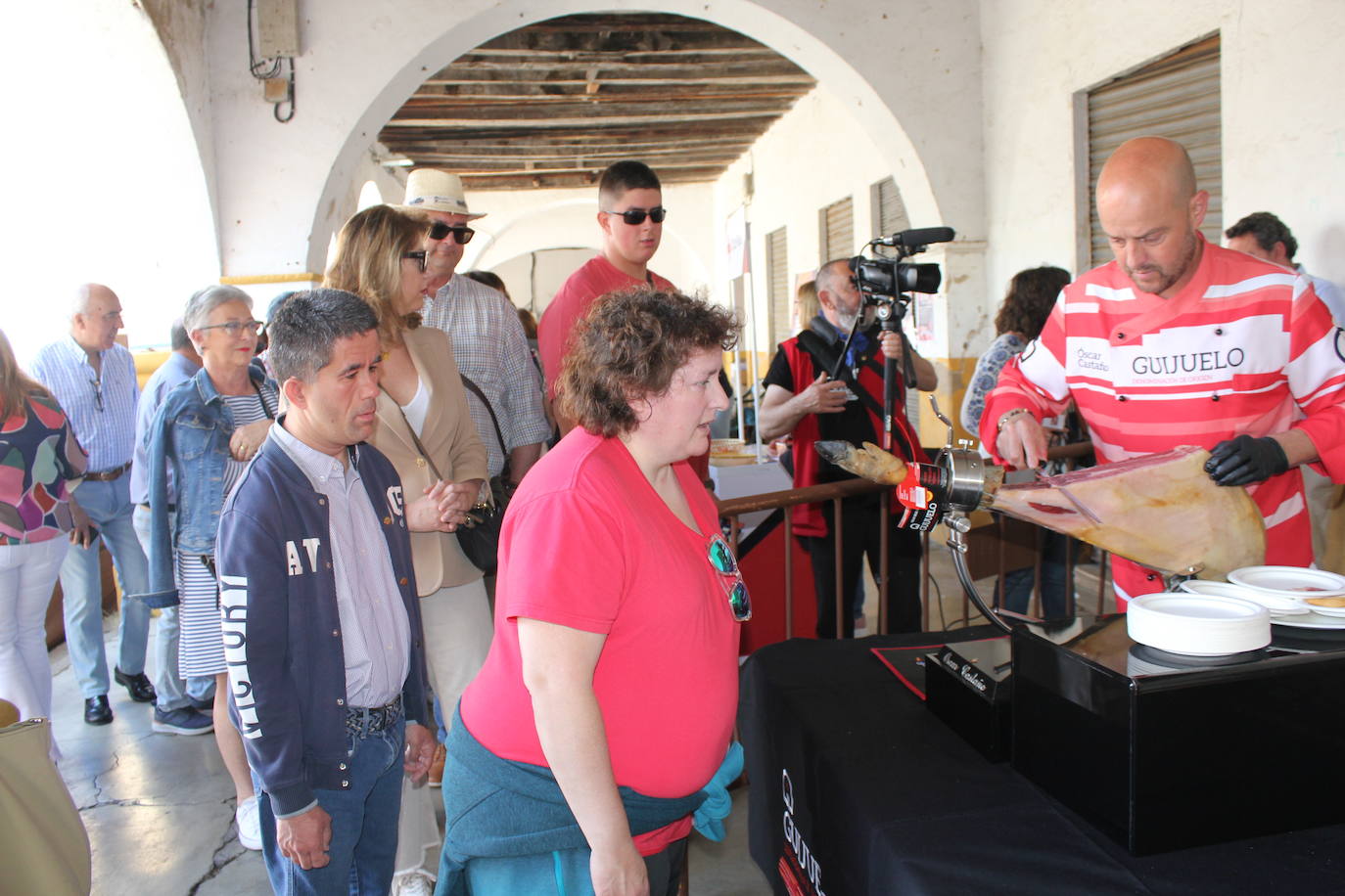 Ciudad Rodrigo se viste de sabor local y ganadería en la IV Feria del Farinato