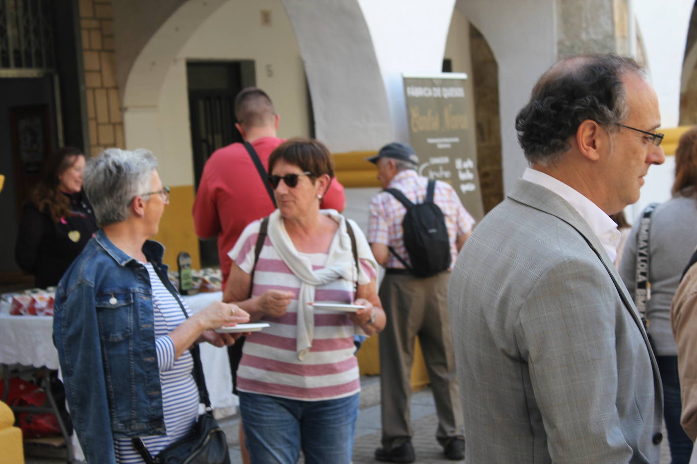 Ciudad Rodrigo se viste de sabor local y ganadería en la IV Feria del Farinato