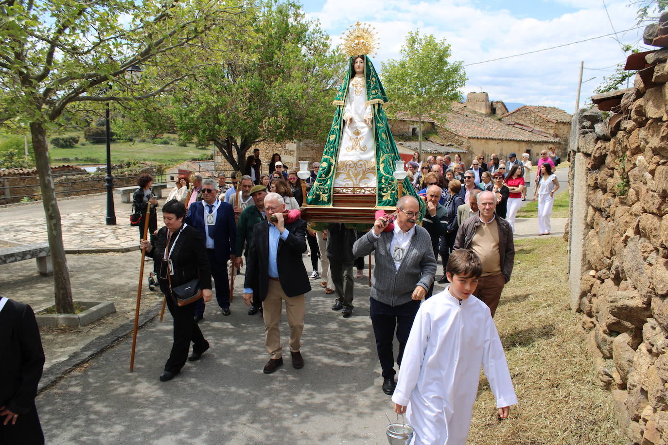 Bercimuelle honra a la Virgen del Monte