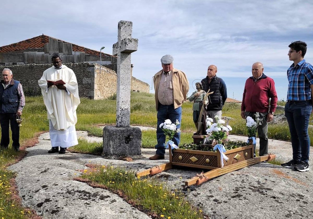 Bendiciones a los campos de Nava de Béjar