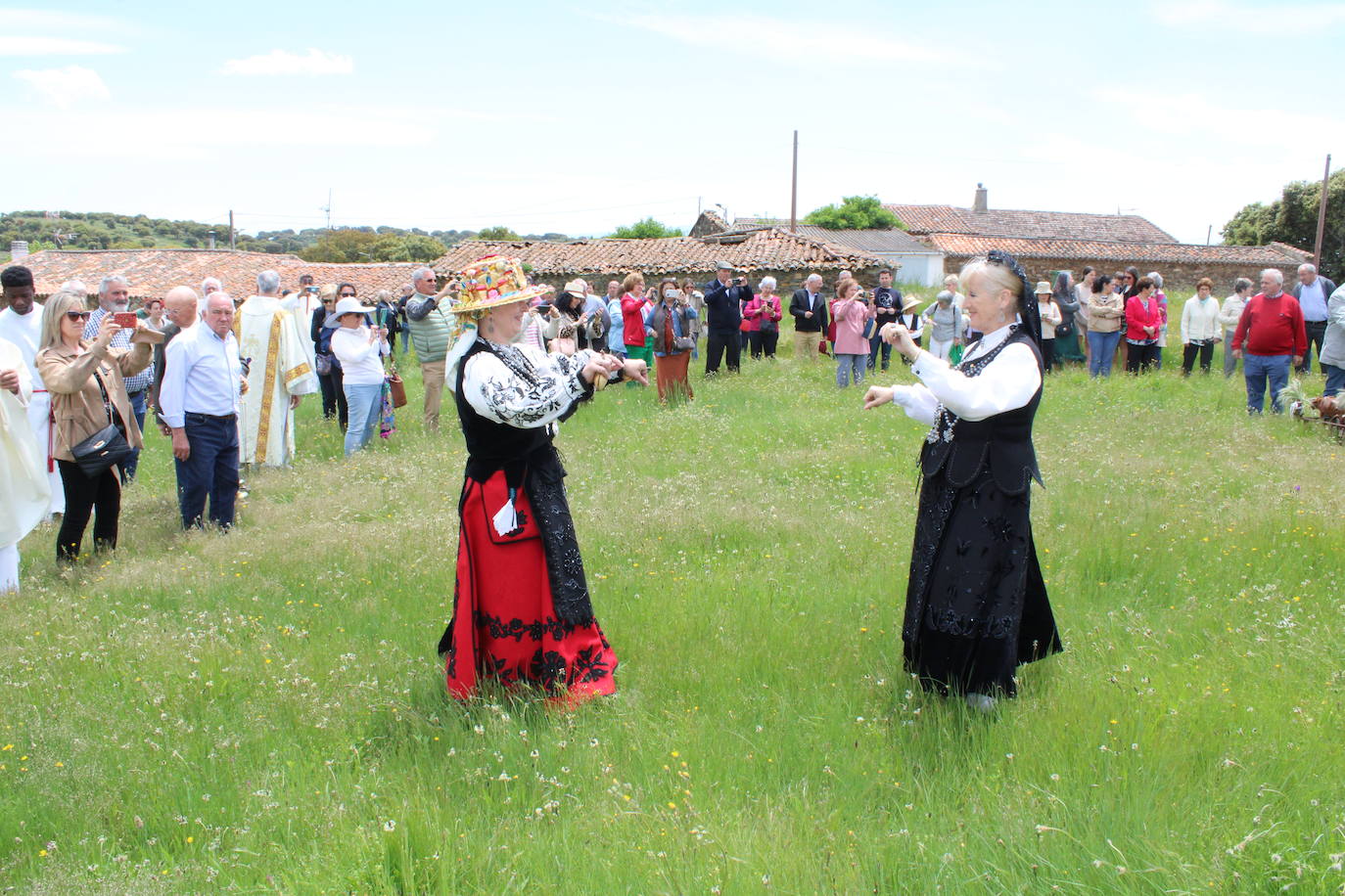 Encuentro de seis imágenes de San Isidro para bendecir los campos del Alto Alagón