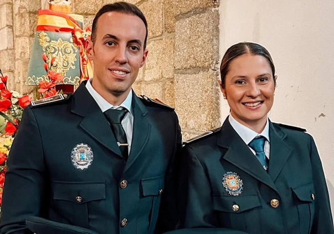 Alejandro A. G. con su mujer en Béjar