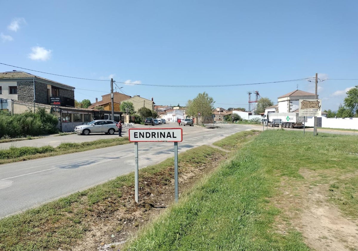 Una nueva dimisión deja al Ayuntamiento de Endrinal con sólo tres concejales