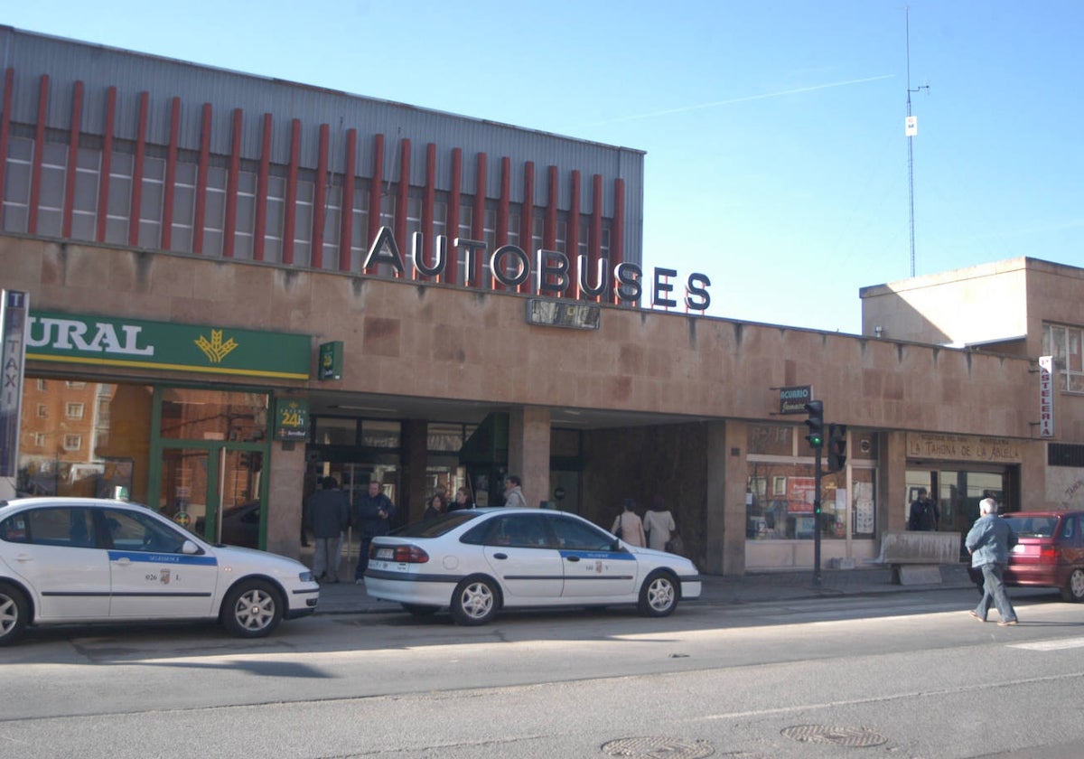 Juzgan en Salamanca a una mujer que pedía en la calle y robó a un anciano tras acostarse con él en su piso