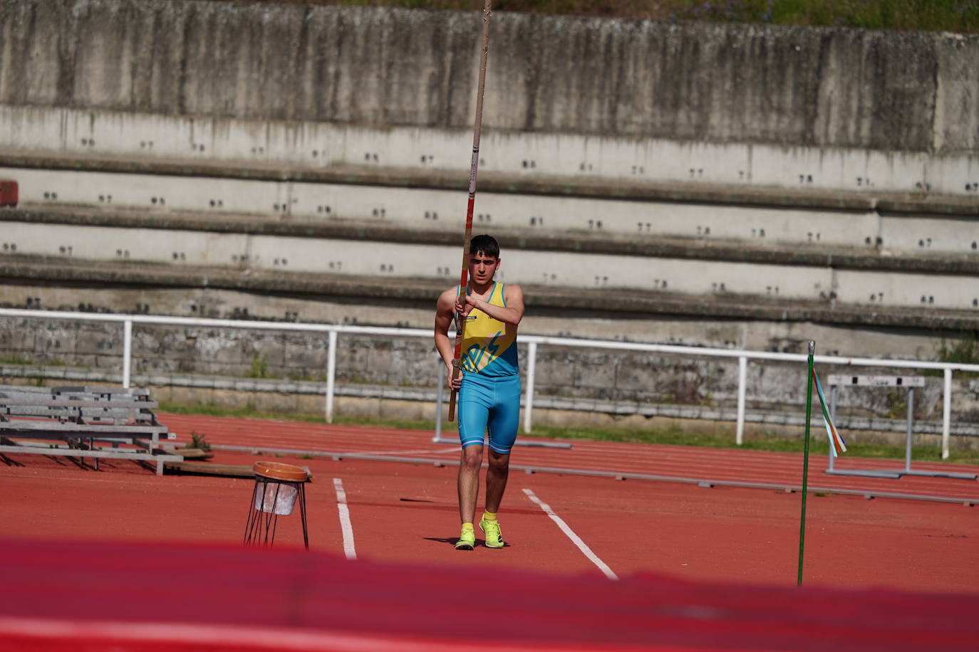 Otra gran tarde de atletismo en Las Pistas con marcas muy destacadas