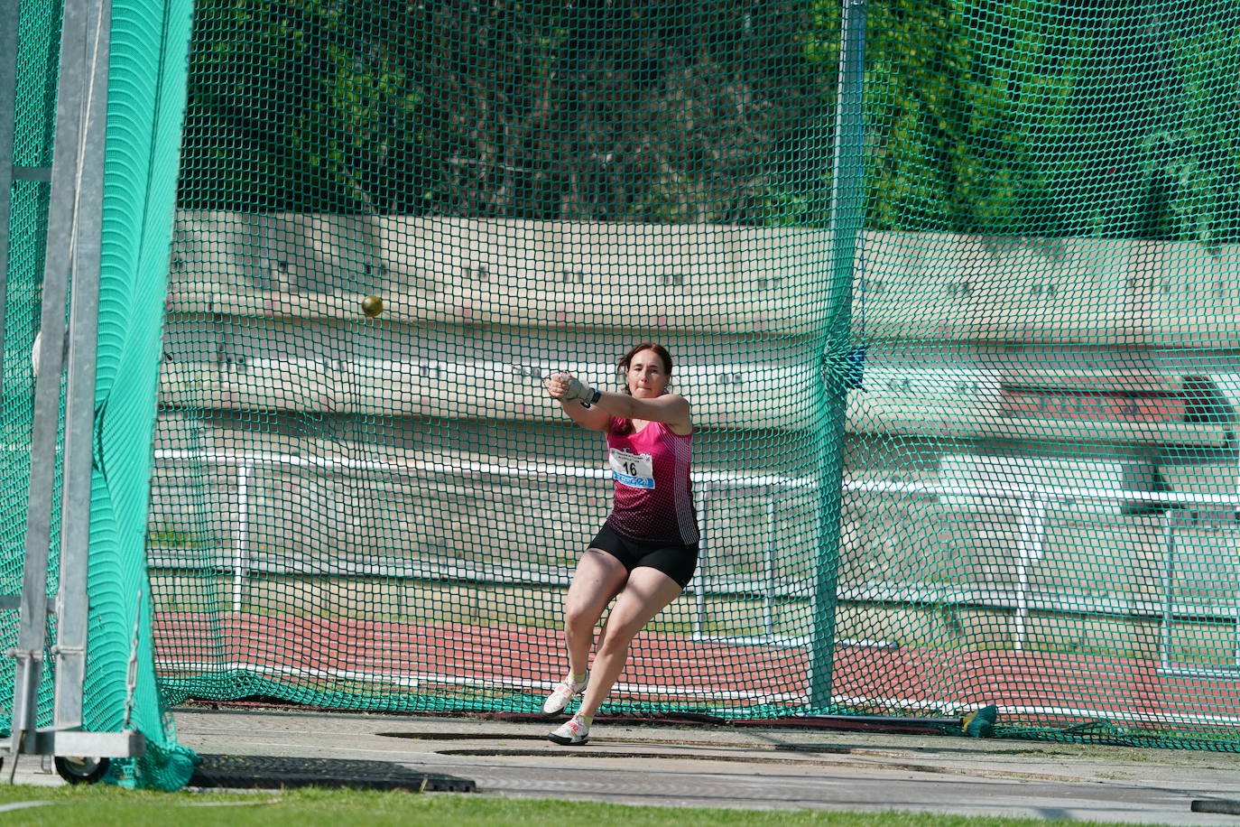 Otra gran tarde de atletismo en Las Pistas con marcas muy destacadas
