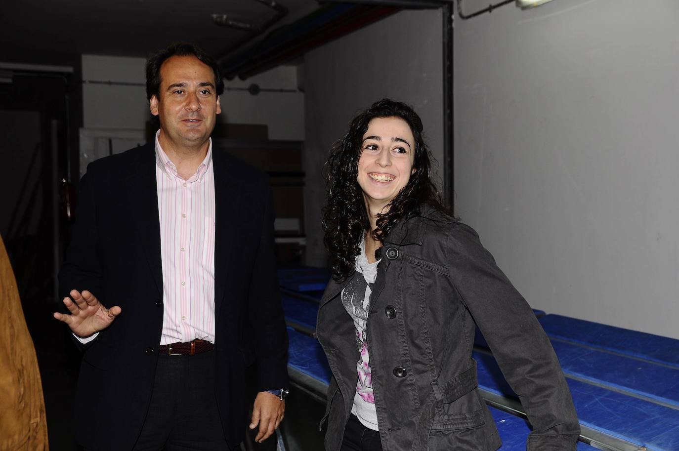 El 10 de mayo de 2010, Silvia volvía a renovar su contrato con Avenida. En esta ocasión, por una temporada más. Jorge Recio, el máximo responsable de Avenida, declaró «que si por el club fuera se quedaría hasta que se jubilase». 