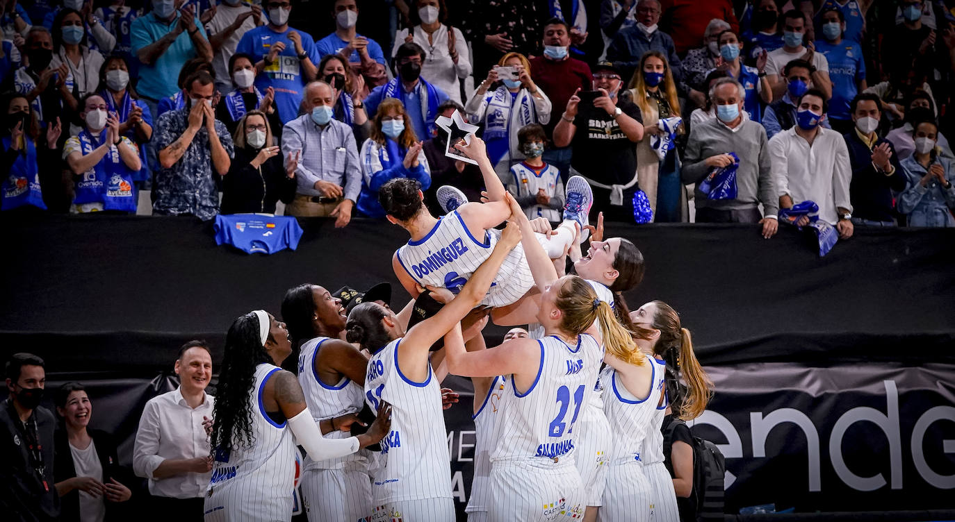 En la 2021-22, Avenida conquista tu décima Copa de la Reina ante el Spar Girona. Silvia Domínguez es elegida MVP y es manteada por sus compañeras en Valencia el 27 de marzo. 