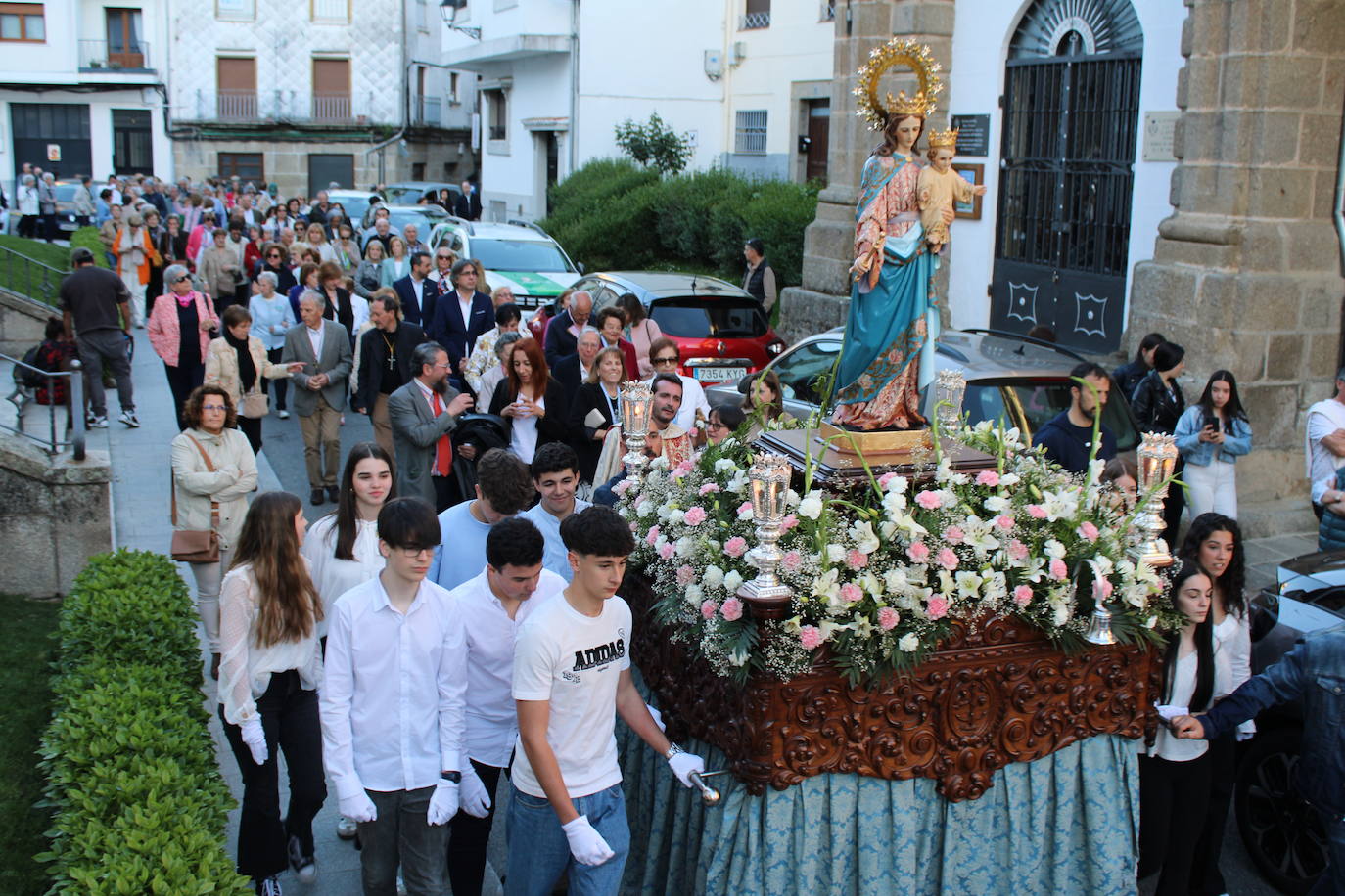 Béjar se vuelca con María Auxiliadora