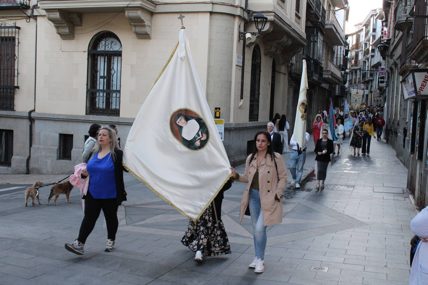 Béjar se vuelca con María Auxiliadora