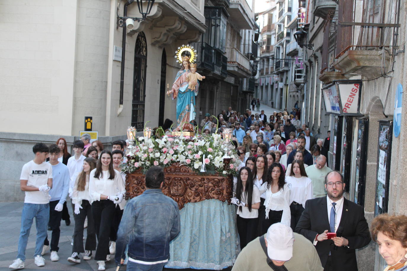 Béjar se vuelca con María Auxiliadora
