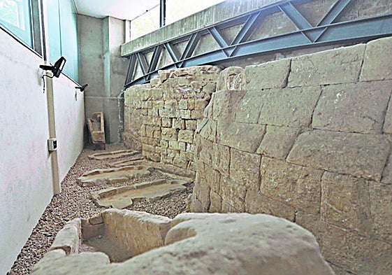 Restos de la desaparecida iglesia de San Nicolás, en la ribera del Tormes.