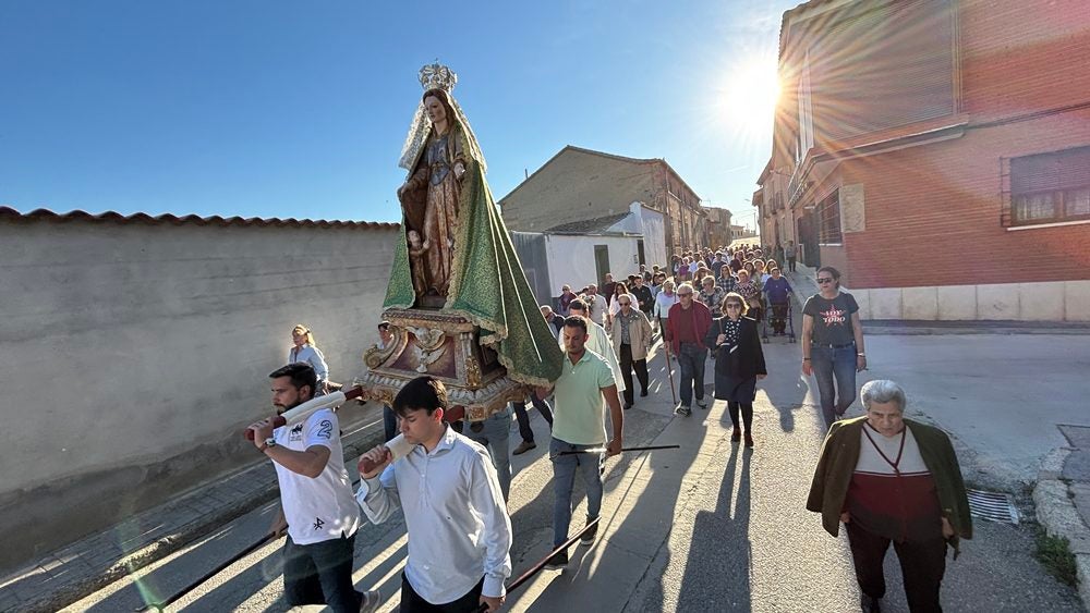 Cantalapiedra rinde culto a la Virgen de la Misericordia