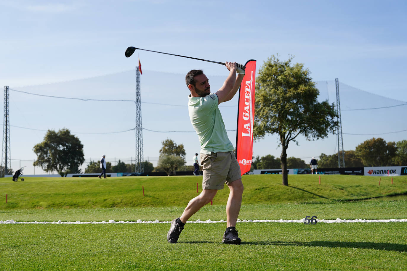 Profesionales y aficionados se lucen en La Valmuza Golf