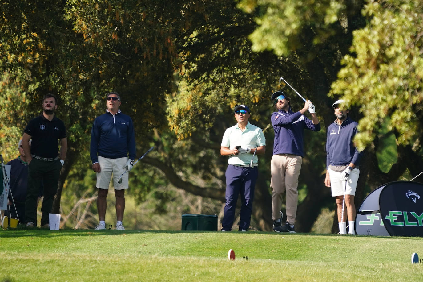 Profesionales y aficionados se lucen en La Valmuza Golf