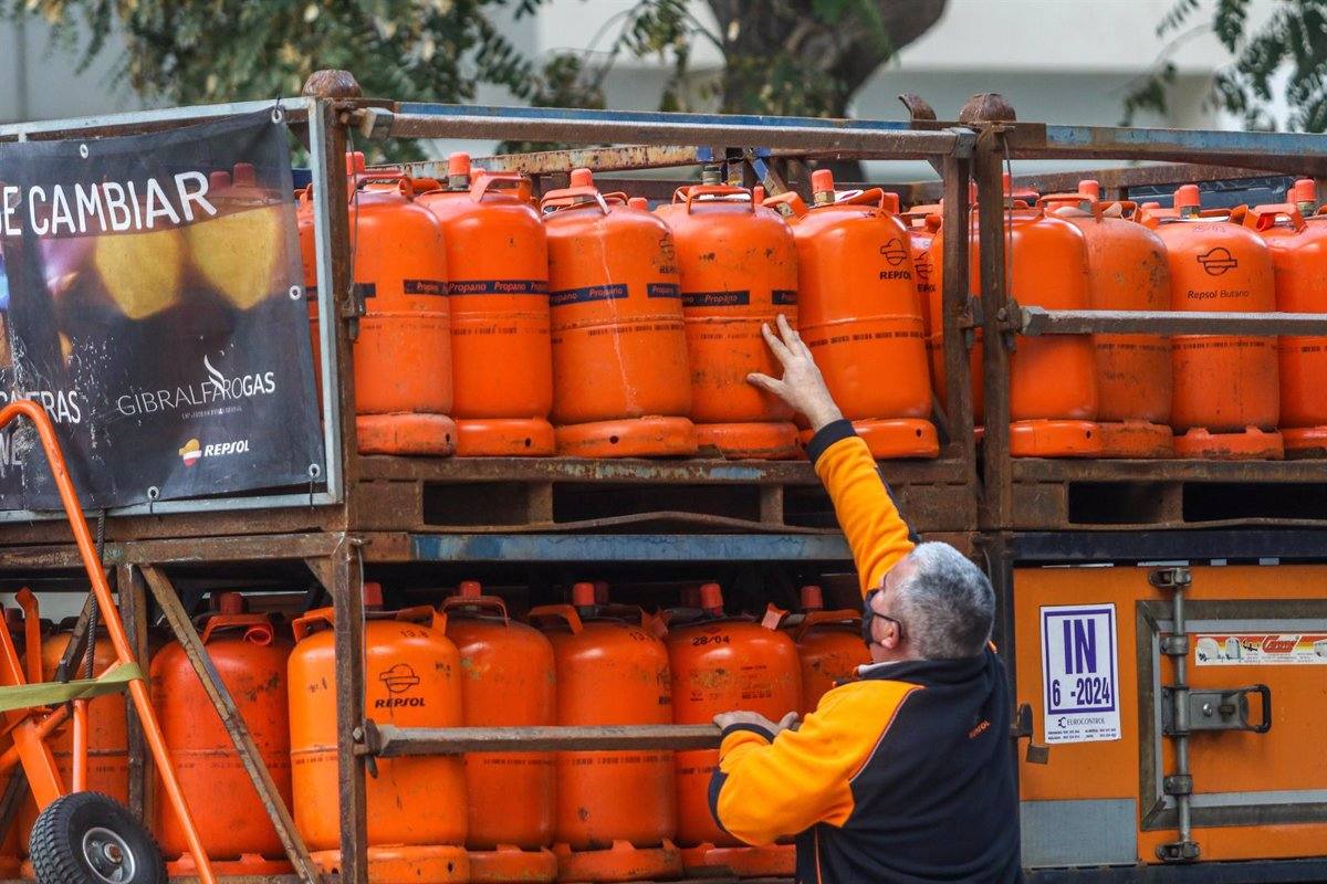 Adiós a la mítica bombona de butano naranja: así son los nuevos modelos