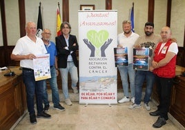 La presentación de la actividad se ha desarrollado en el Ayuntamiento con José Ángel Sánchez, Evaristo Sánchez, Luis Francisco Martín, Jonathan Sánchez, Pedro Sánchez y Elías Fraile.