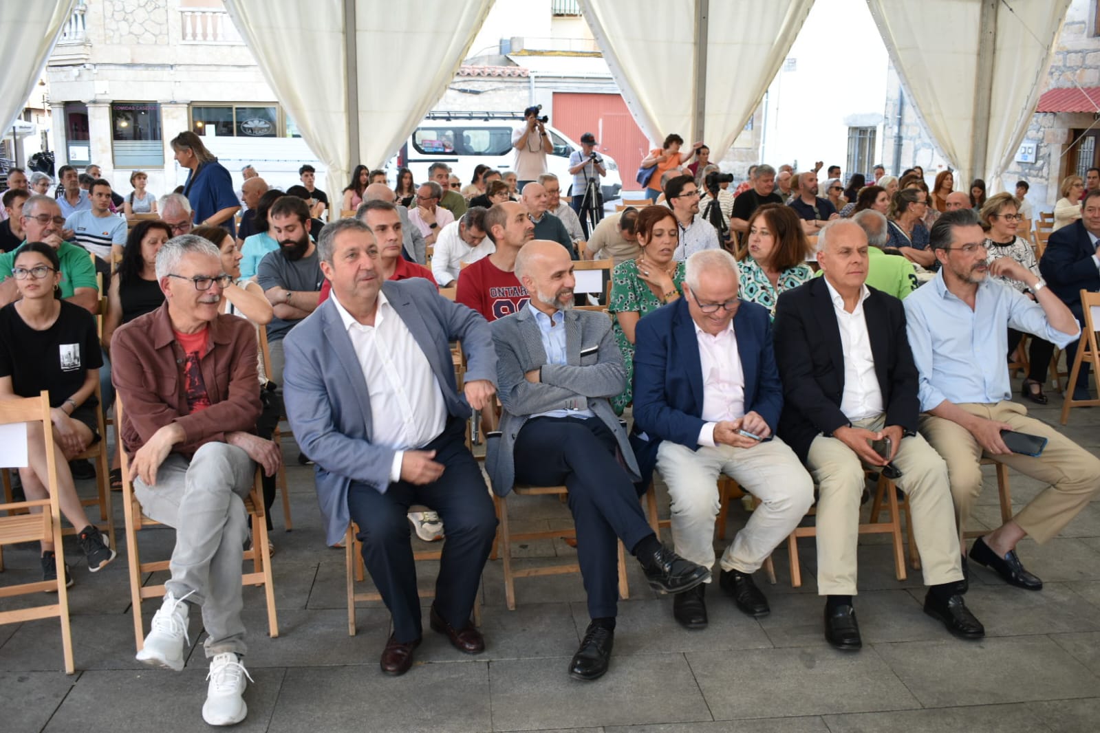 Homenaje y paella para 200 mayores de Villamayor de Armuña