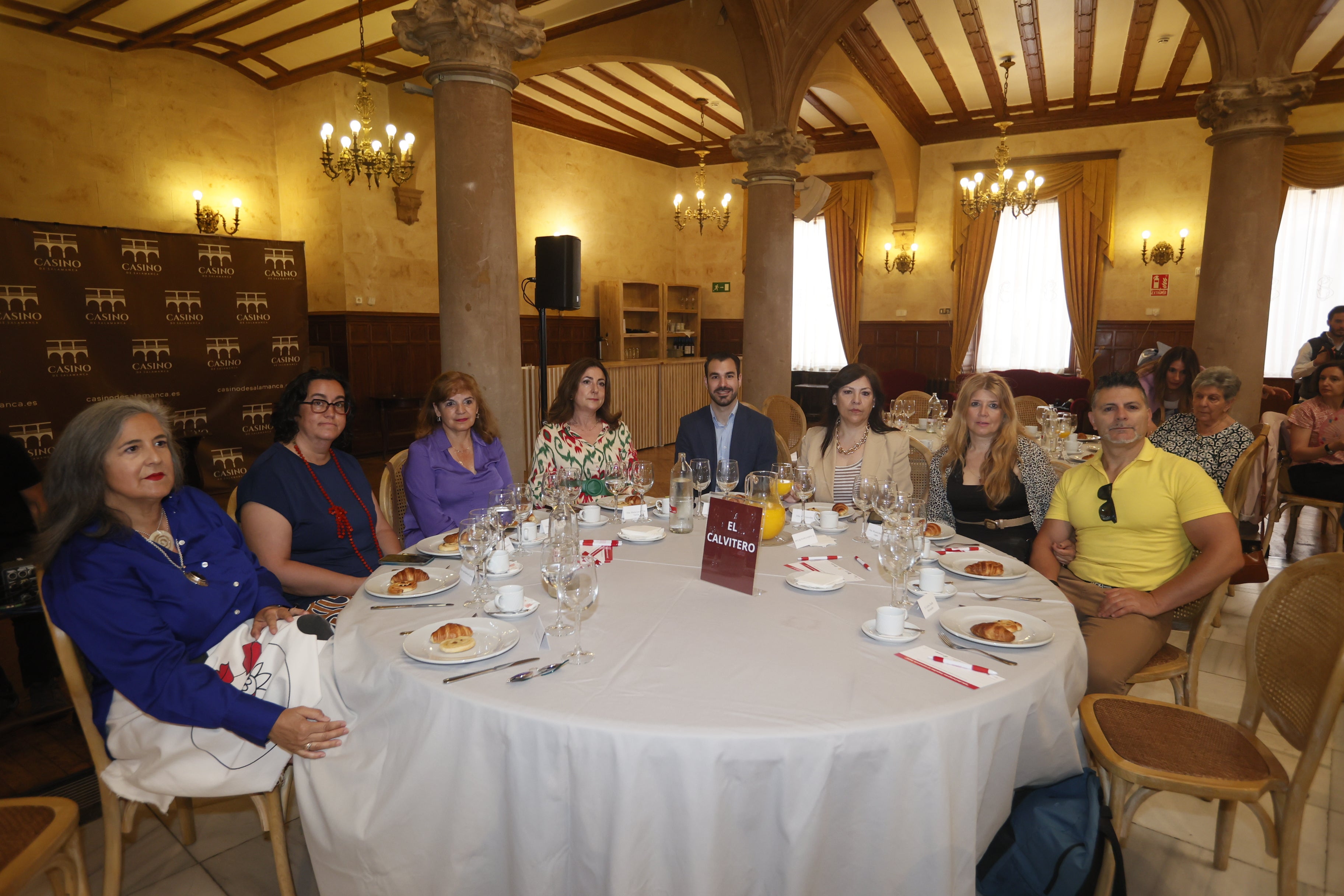 María José Hernández, Carmen Martín, Margarita Álvarez, María José Conde, Nacho Torrens Cid (Joyería Cid), Mar González (LA GACETA), Micaela Rodriguea y Carlos Zurdo.