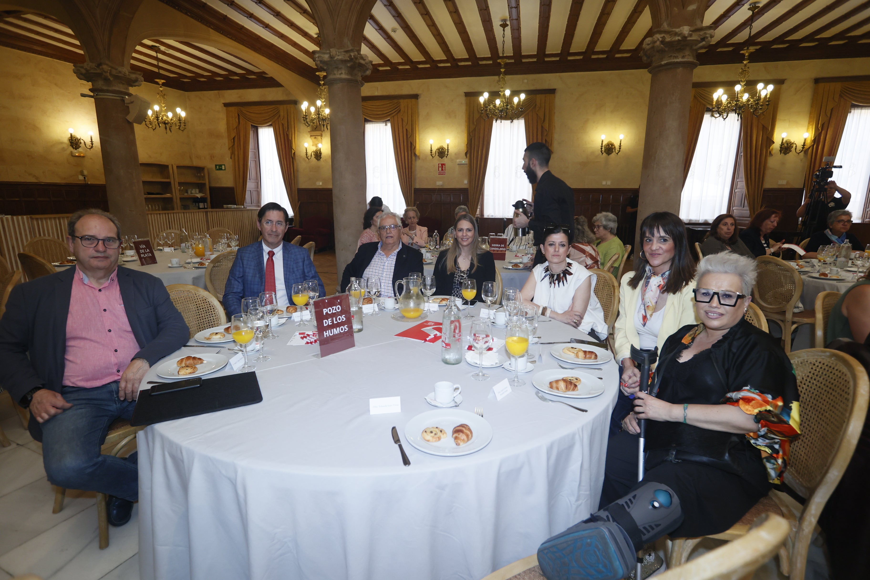 Ángel J. López (Congelados José López), Miguel Barelli (Farmacia Miguel Barelli), José Manuel Mulas (Pañerías Fernández), María José Canete (LA GACETA), Marta López (M de Muse), Laura Gómez -Rodulfo (Raquel Szalay) y Yolanda Soto (Kloe).
