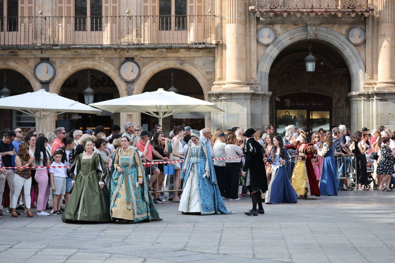Una calurosa boda del Siglo de Oro en las calles charras