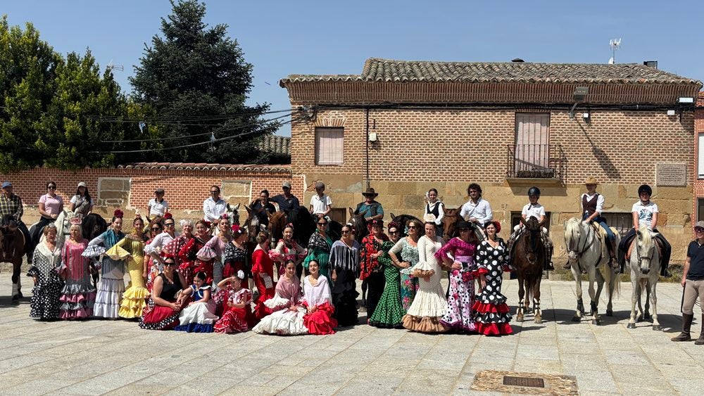 Encuentro con acento andaluz en la VI Feria Rociera de Villoria