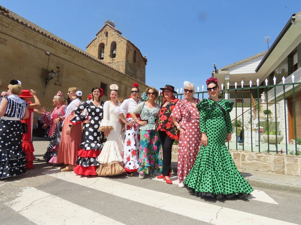 Encuentro con acento andaluz en la VI Feria Rociera de Villoria