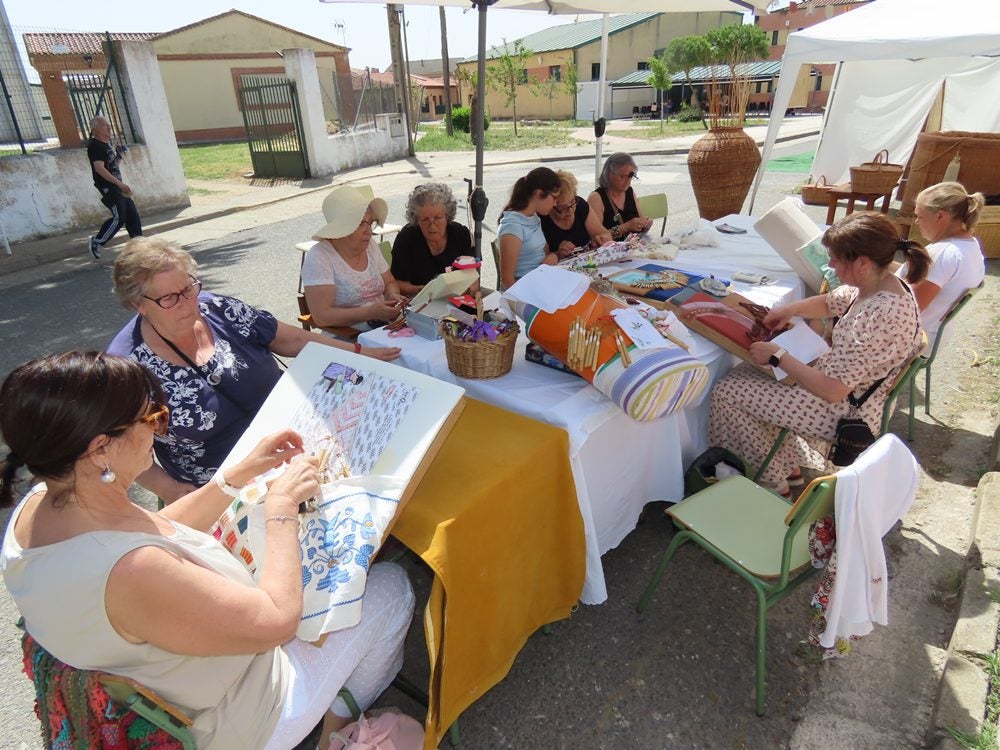 Culto al mimbre y al Santo Cristo en Villoruela